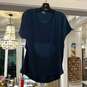 Large Athleta top blue